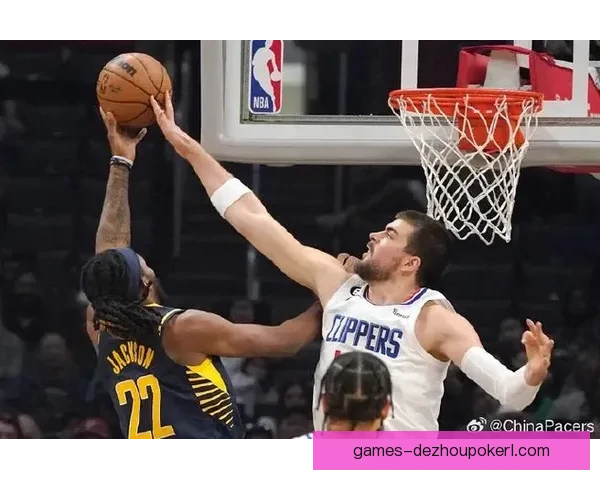 印第安纳步行者力克芝加哥公牛收获三分之战胜利